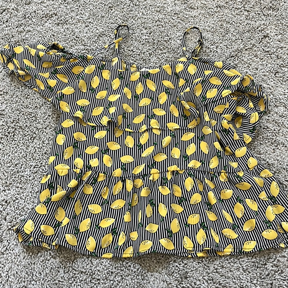 Off the shoulder lemon print top with straps!
